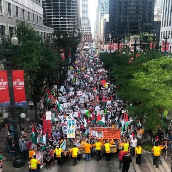 Chicago #DayofRage (photo: @soit_goes)