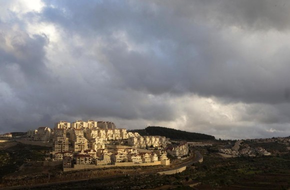 An Israeli settlement in the West Bank. (Photo: Reuters/Ronen Zvulun)