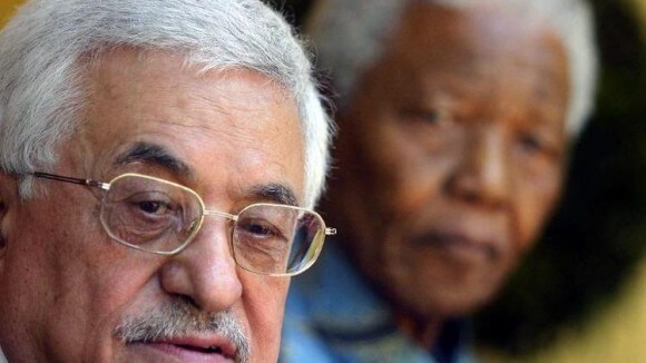 Mahmoud Abbas and Nelson Mandela in South Africa in 2006. (Photo: AFP/Fati Moalusi)