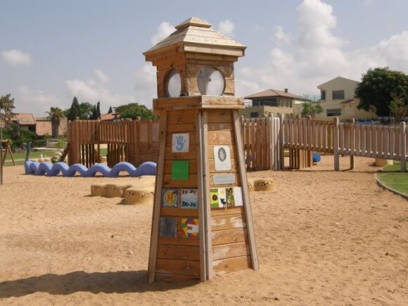 The The Lyn Stacie Getz Playground in "Park Baltimore," Ashkelon, Israel. (Photo: Nicole Rosenberg) 