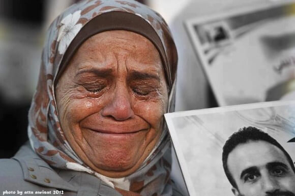 A Gaza parent. Photo from 2012 by Atta