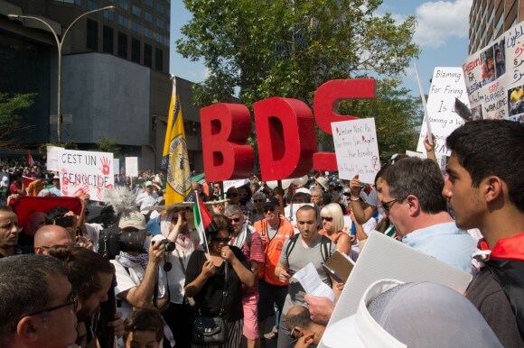 BDS protest (Photo: Scott Weinstein)