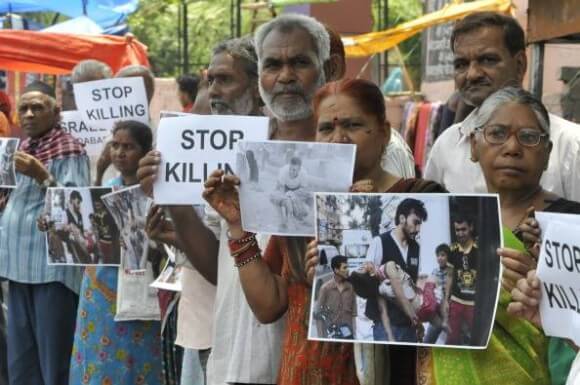 Bhopal gas victims, Bhopal, India (photo: Palestine Solidarity Committee in India) 