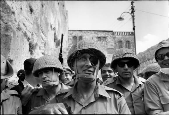 1967: Generals (L to R) Yitzhak Rabin, Moshe Dayan and Uzi Narkis, entering Jerusalem following 1967 war
