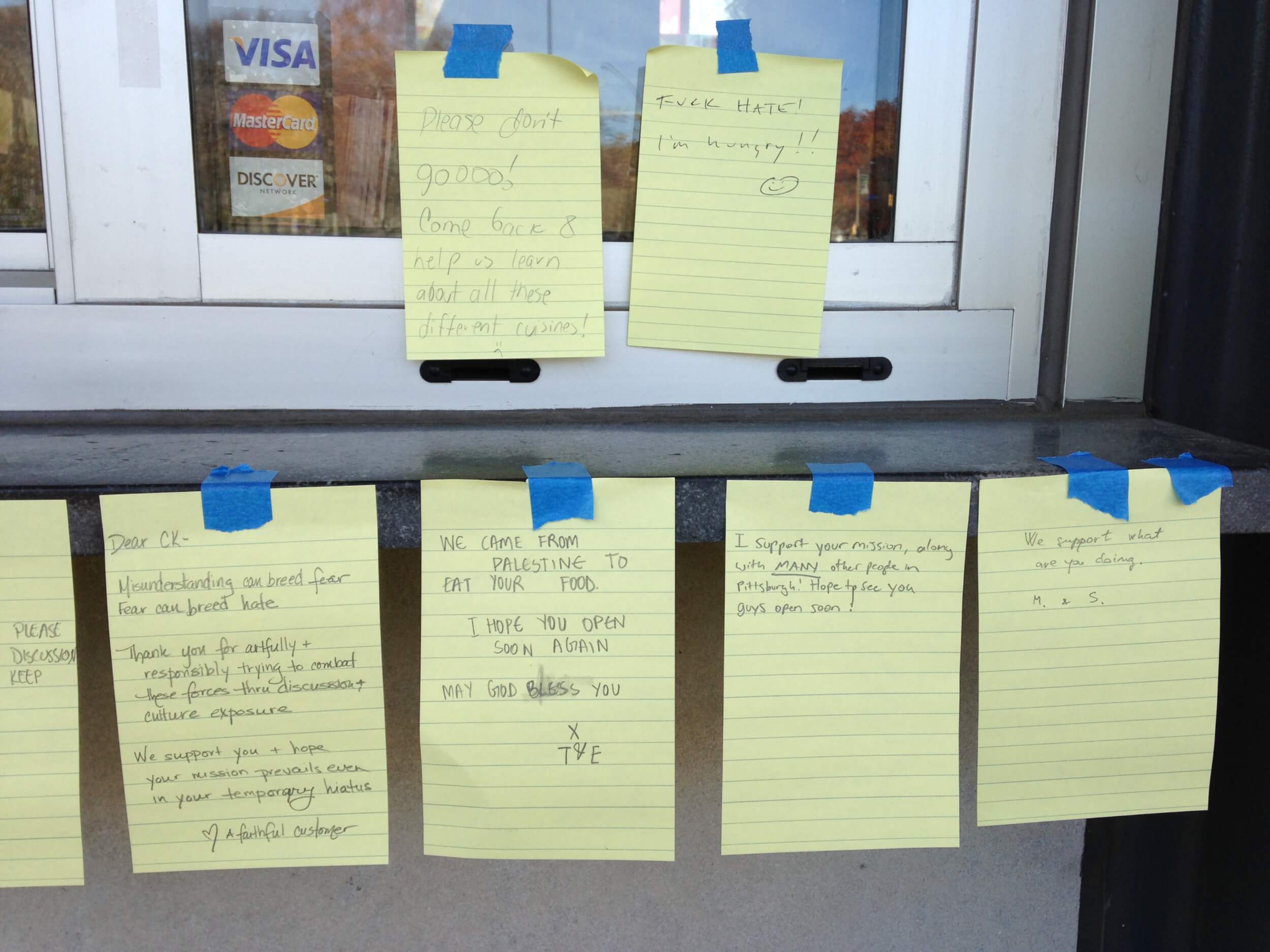Closeup of some of the support notes. (Photo: Julie Hakim Azzam)