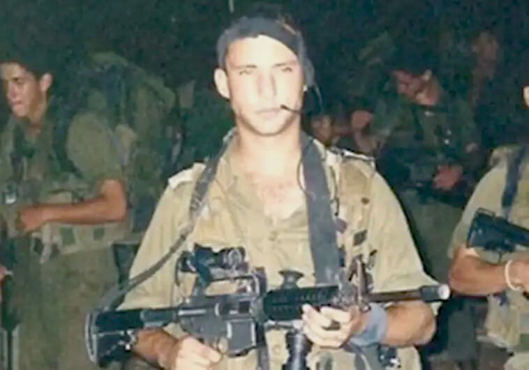 Naftali Bennett served as an officer in the elite IDF unit Maglan. (Photo: YouTube)