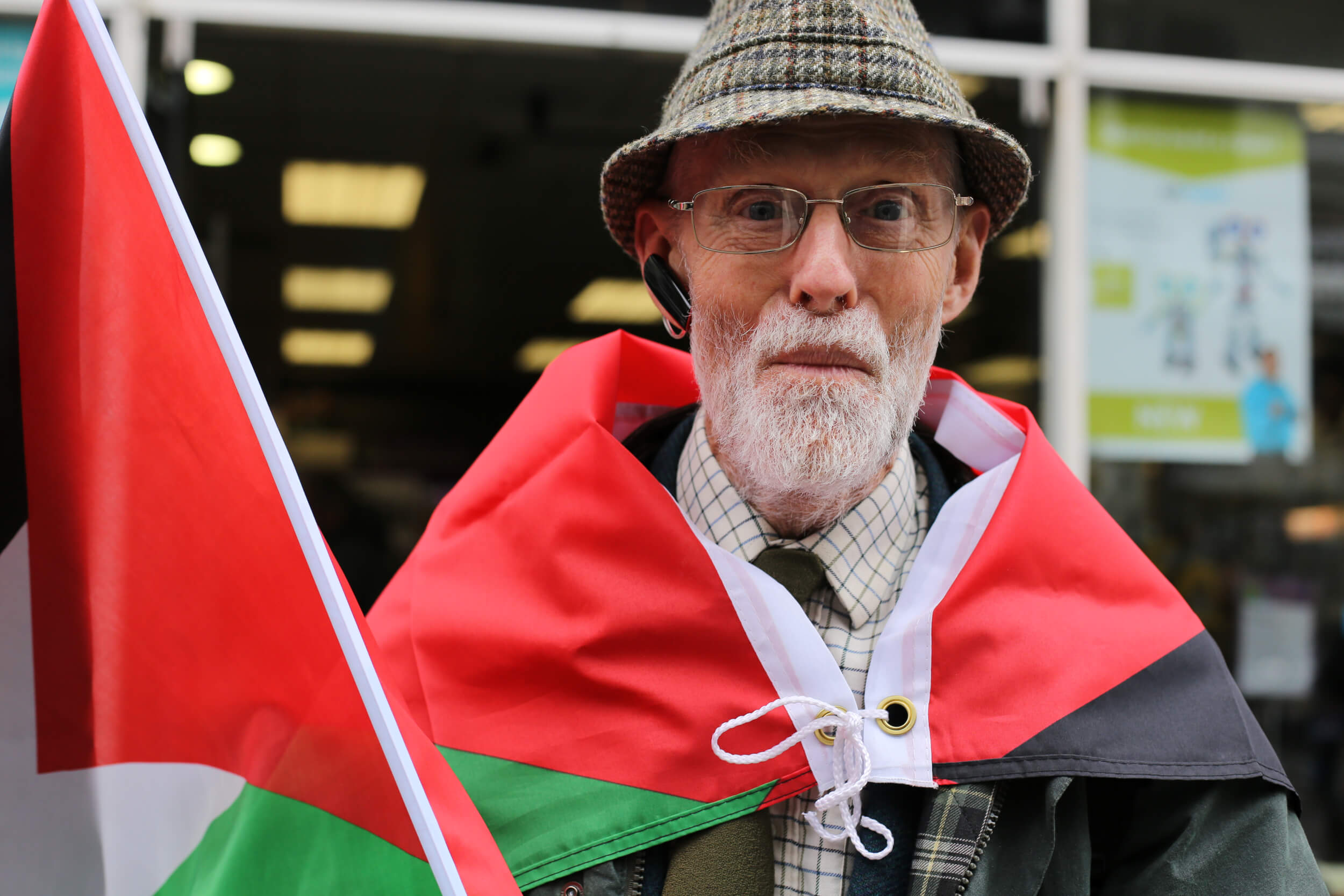 Two flags are better than one. Support for Palestine is growing among all sectors of society in the UK. (Photo: Sara Anna)