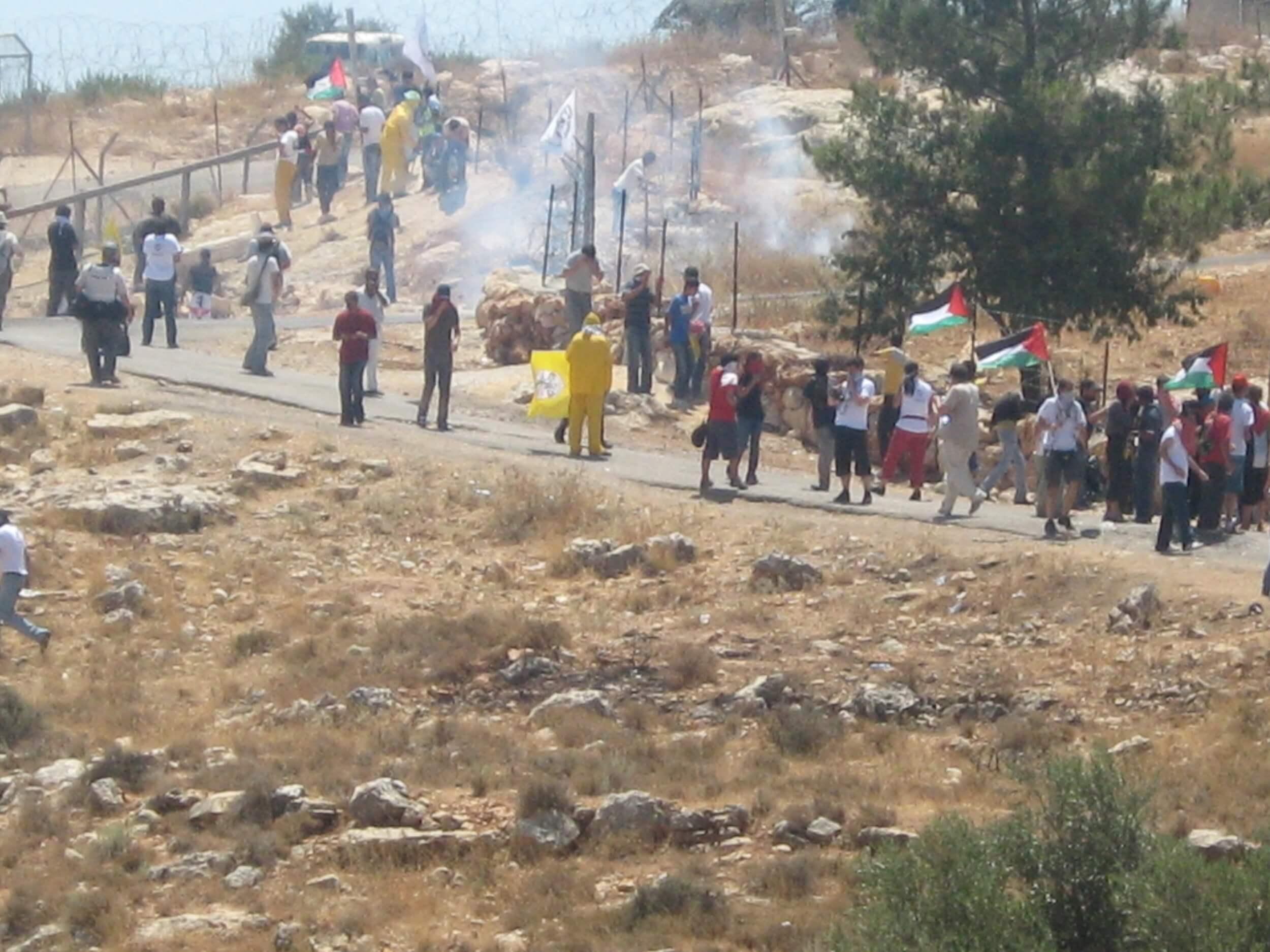 Resistance demonstrations in Bil'lin met with crackdown by Israeli Defense Forces against civilians. (Photo: Harry Gunkel)
