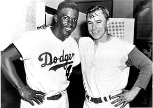 Pee Wee Reese, shortstop famous for breaking down resistance to Jackie Robinson