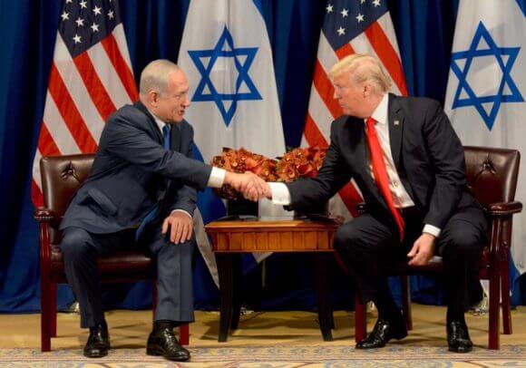 Netanyahu and Trump meet at the Lotte New York Palace Hotel on Madison Avenue. (Photo: (AP/Evan Vucci)