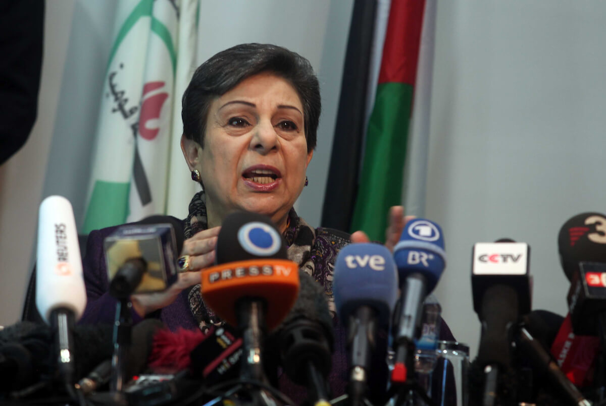 Dr. Hanan Ashrawi addresses a press conference in which she spoke about the Palestinian bid to become a non-member state in the United Nations, on November 28, 2012. (Photo: Issam Rimawi/APA Images)
