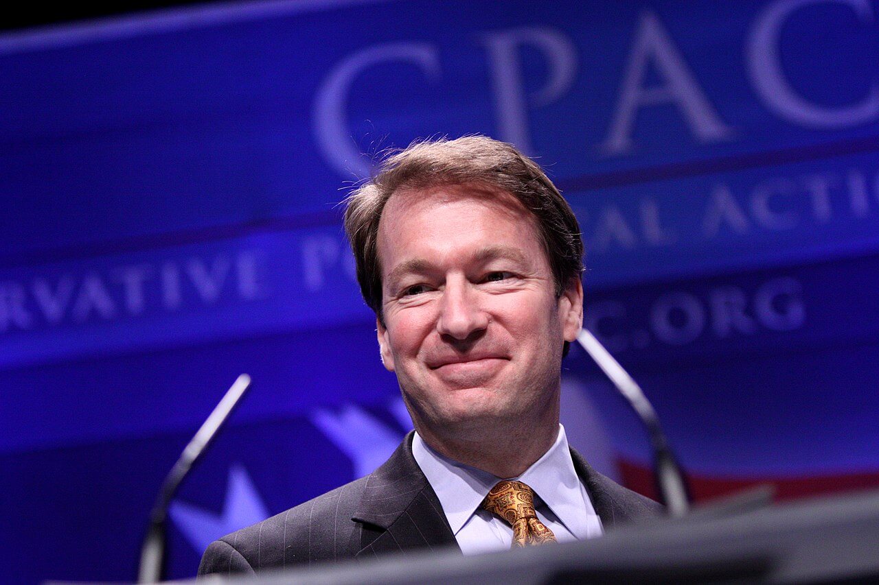 Congressman Peter Roskam of Illinois speaking at CPAC 2011 in Washington, D.C. (Photo: Gage Skidmore)