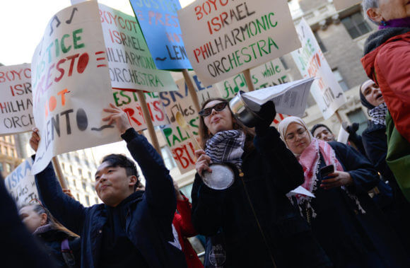 Protesting the Israeli Philharmonic Orchestra at Carnegie Hall, NYC, February 3, 2019. (Photo: Sainatee Suárez)