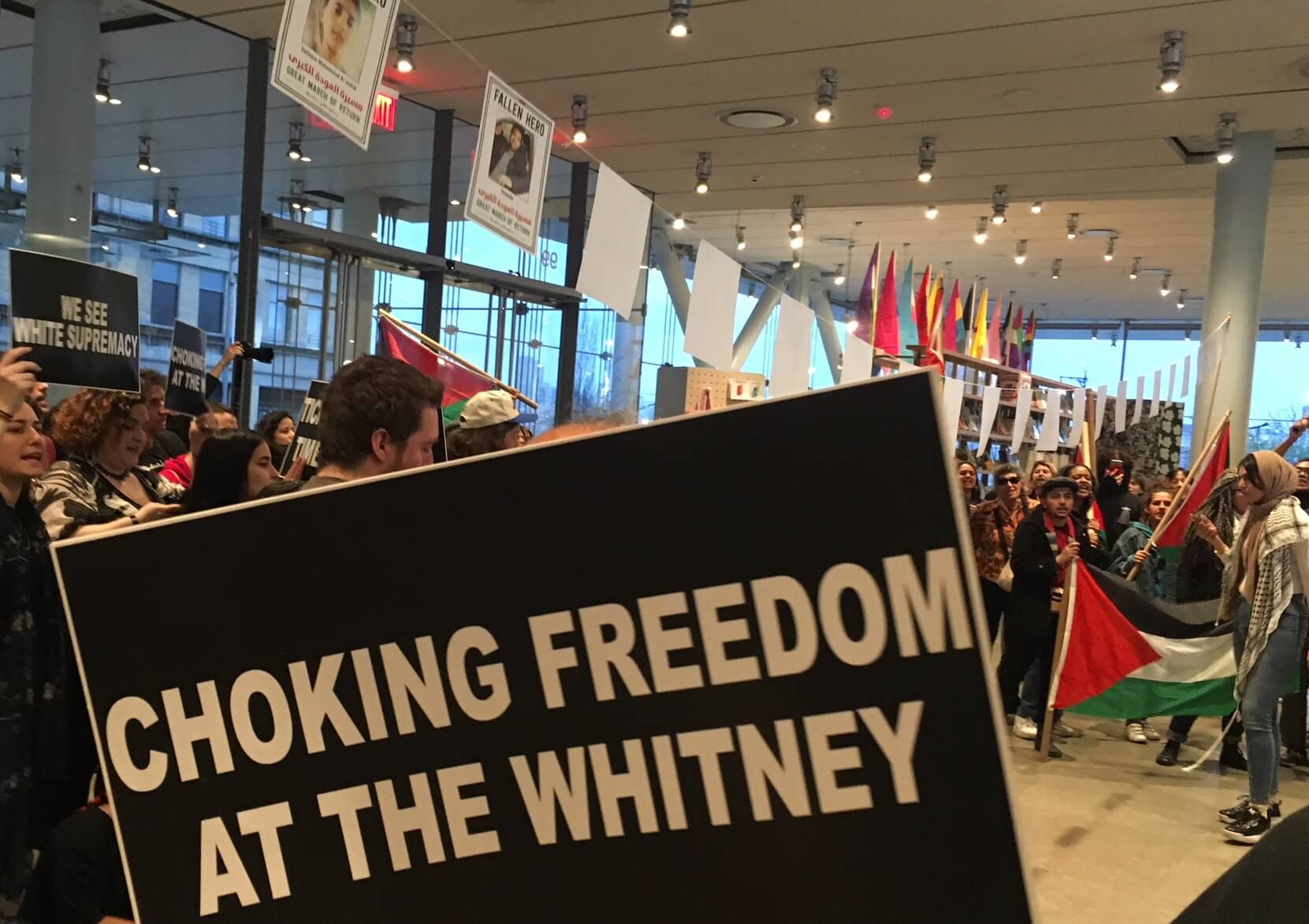 Protest at the Whitney Museum of American Art. (Photo: Kim Jensen)