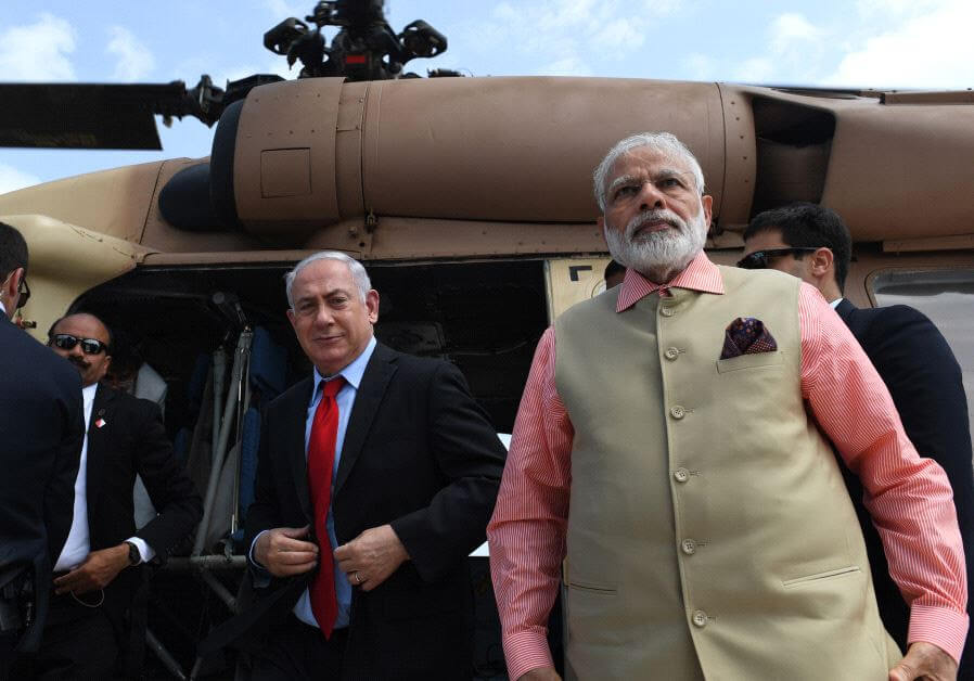 Israeli Prime Minister Benjamin Netanyahu and Indian Prime Minister Narendra Modi on a helicopter tour of Israel in 2017 (Photo: Israel Government Press Office)
