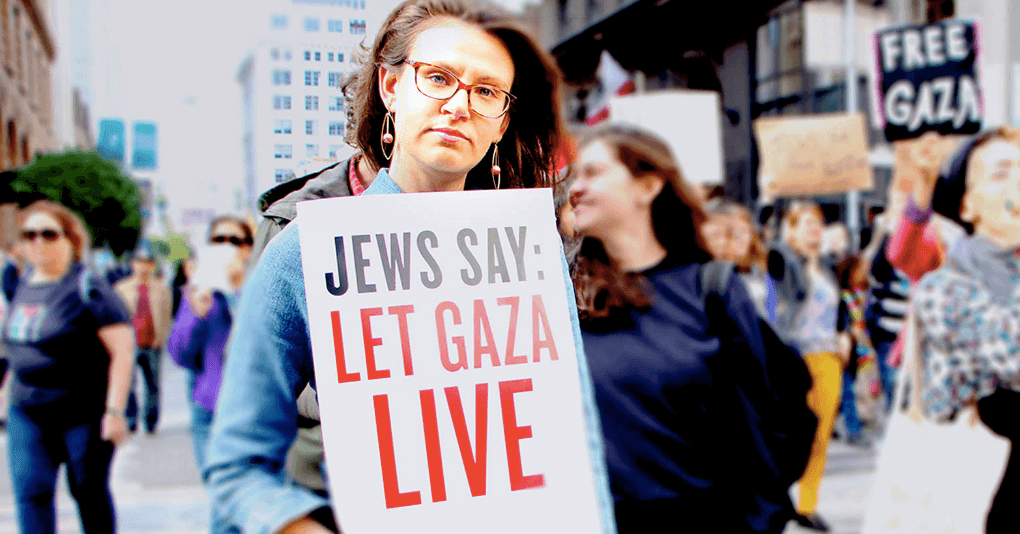 Jewish activist protesting the siege on Gaza.