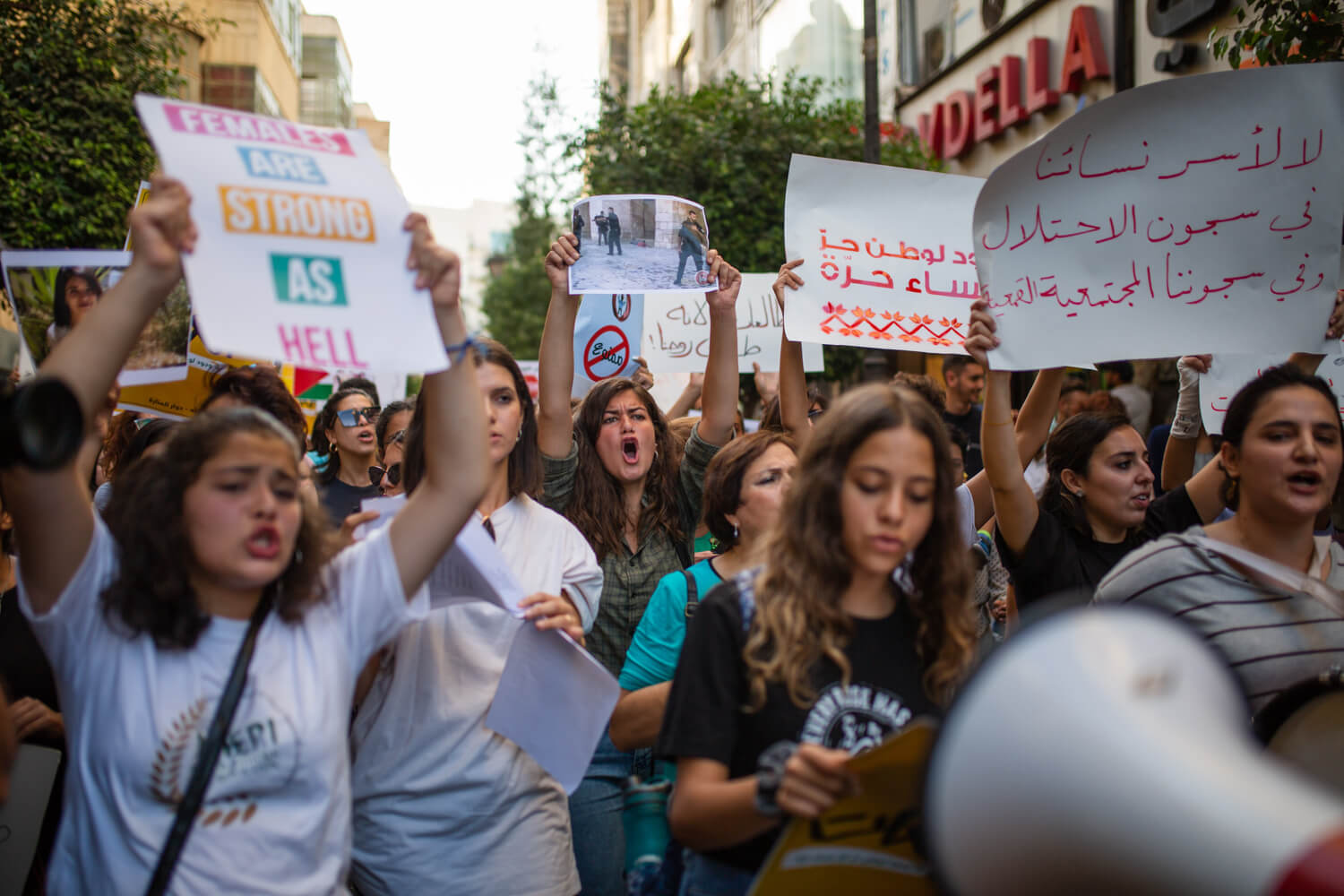 Palestinian women in the Tal'at movement protest in Ramallah on September 26, 2019. (Photo: Tal'at)
