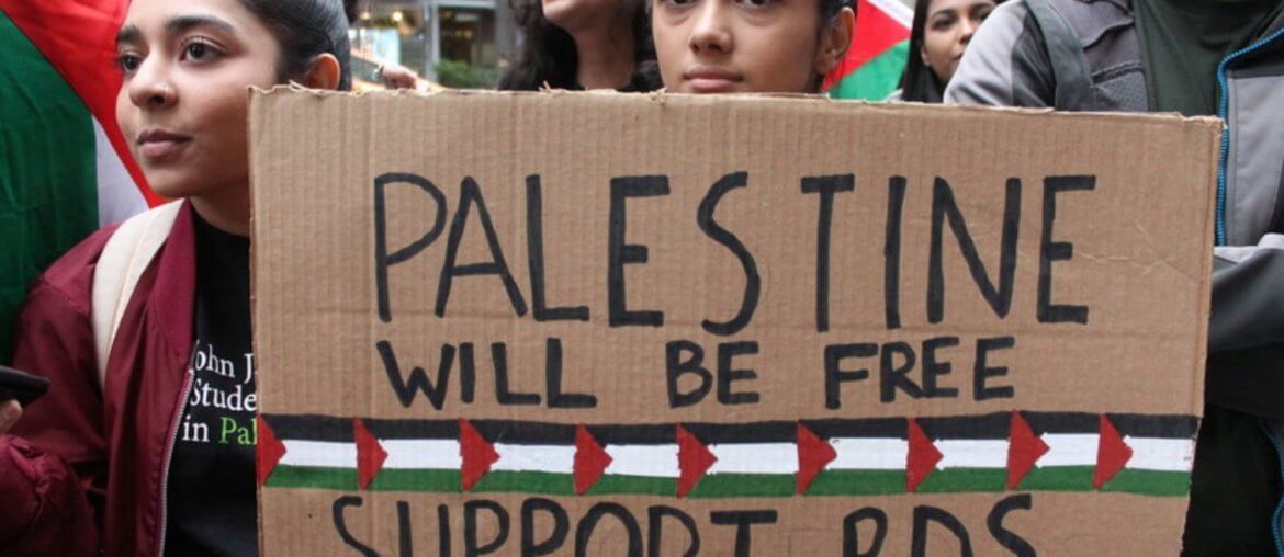 BDS activists in New York City (Photo: Joe Catron)