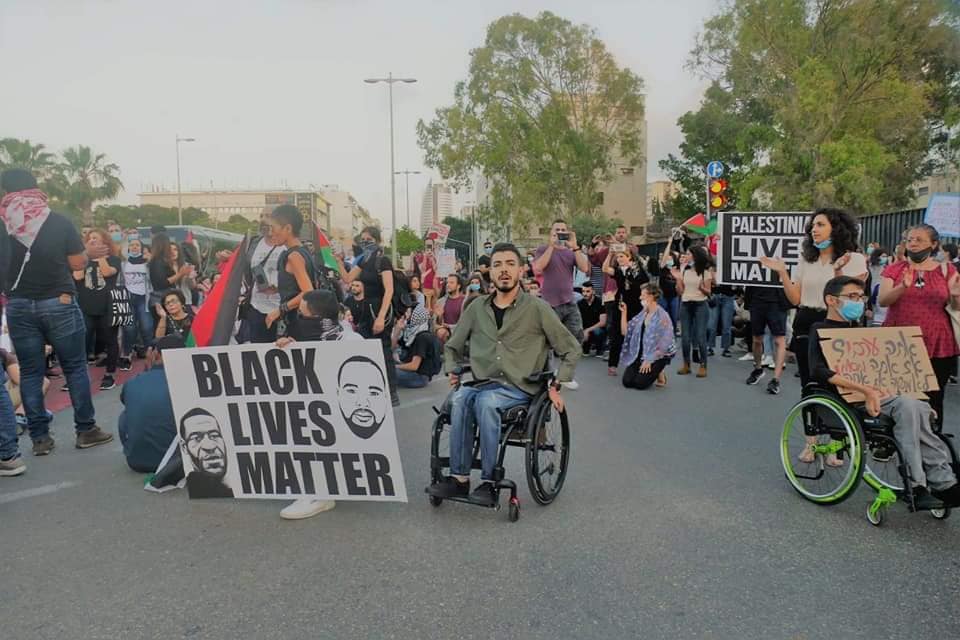 March for Eyad Al-Hallaq in solidarity with Black Lives Matter in Haifa, June 2, 2020 (Photo: Suhair Badarni)