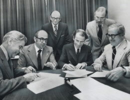Leaders of the United Church of Canada and B'nai B'rith sign a statement regretting their dispute over the treatment of Palestinian refugees. Signers (from left) are Rev. George M. Morrison; United Church; Sydney Maislin; B'nai B'rith; Rt. Rev. N. Bruce McLeod; United Church; and Herbert S. Levy; B'nai B'rith. Witnessing the signatures yesterday are Louis Ronson (left) and Morley S. Wolfe. (Photo: Toronto Star Archives via Toronto Public Library)