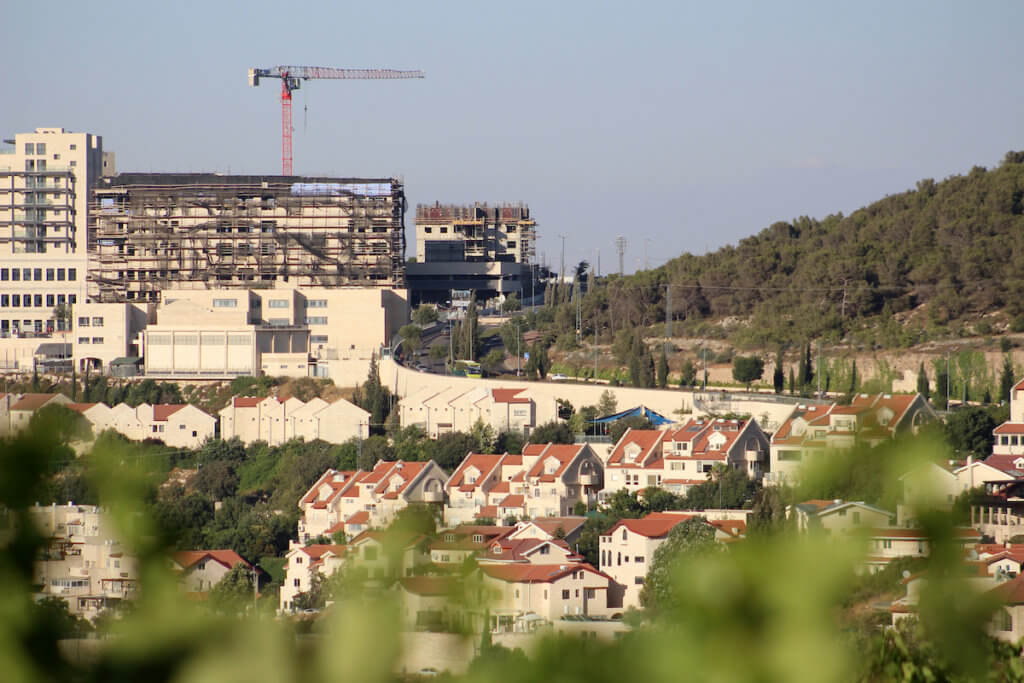 The Israeli settlement of Efrat within the Gush Etzion settlement bloc between the Palestinian cities of Hebron and Bethlehem in the West Bank on June 30, 2020. (Photo: Mosab Shawer/APA Images)