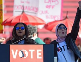 Tamika Mallory and Linda Sarsour speaking to a voter registration event in Las Vegas in January 2018 (Photo: Ethan Miller)