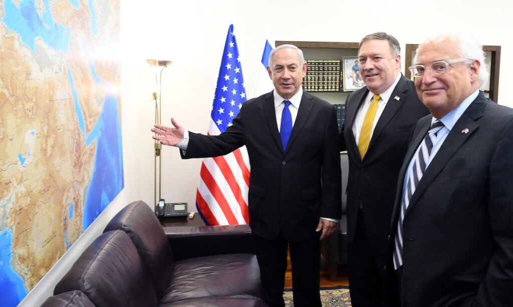 David Friedman with Israeli Prime Minster Benjamin Netanyahu and U.S. Secretary of State Mike Pompeo during a visit by Pompeo to Israel in April 2018. (Photo: U.S. Embassy Jerusalem)
