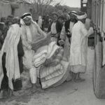 International forces oversee the evacuation of Palestinians from Iraq al-Manshiyya, northeast of Gaza City, near today's Kiryat Gat, in March, 1949. (Photo: Collection of Benno Rothenberg/Israel State Archives)