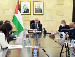 Palestinian Prime Minister Mohammad Shtayyeh meets with donor countries to Palestine, in the West Bank city of Ramallah, on December 2, 2020. (Photo: Prime Minister Office)