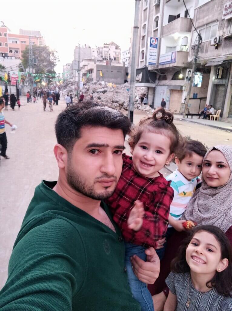  Sarah Algherbawi with her family on al-Wehda Street in Gaza City in 2020. (Photo: courtesy of the author)