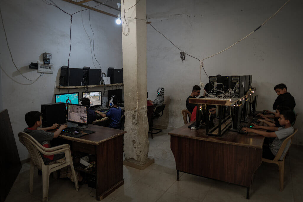 Il laboratorio di informatica (Foto: Mohammed Salem)