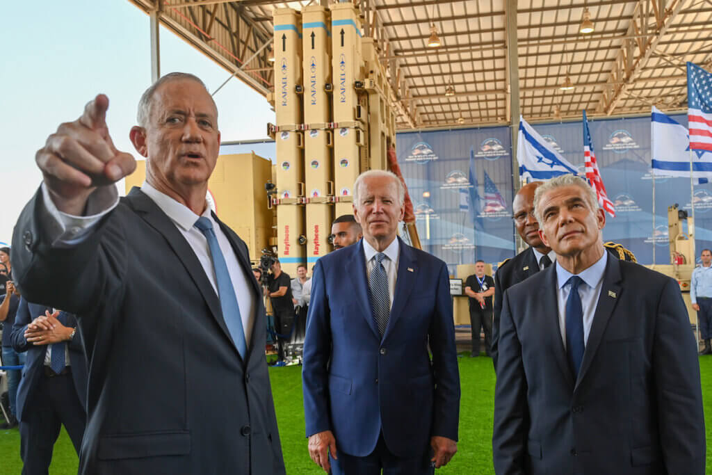 Israeli Prime Minister Yair Lapid (right), US President Joe Biden, and Israeli Minister of Defense Benny Gantz at the ceremony welcoming Biden to Israel on July 13, 2022. (Photo: Kobi Gideon/Israel Government Press Office)