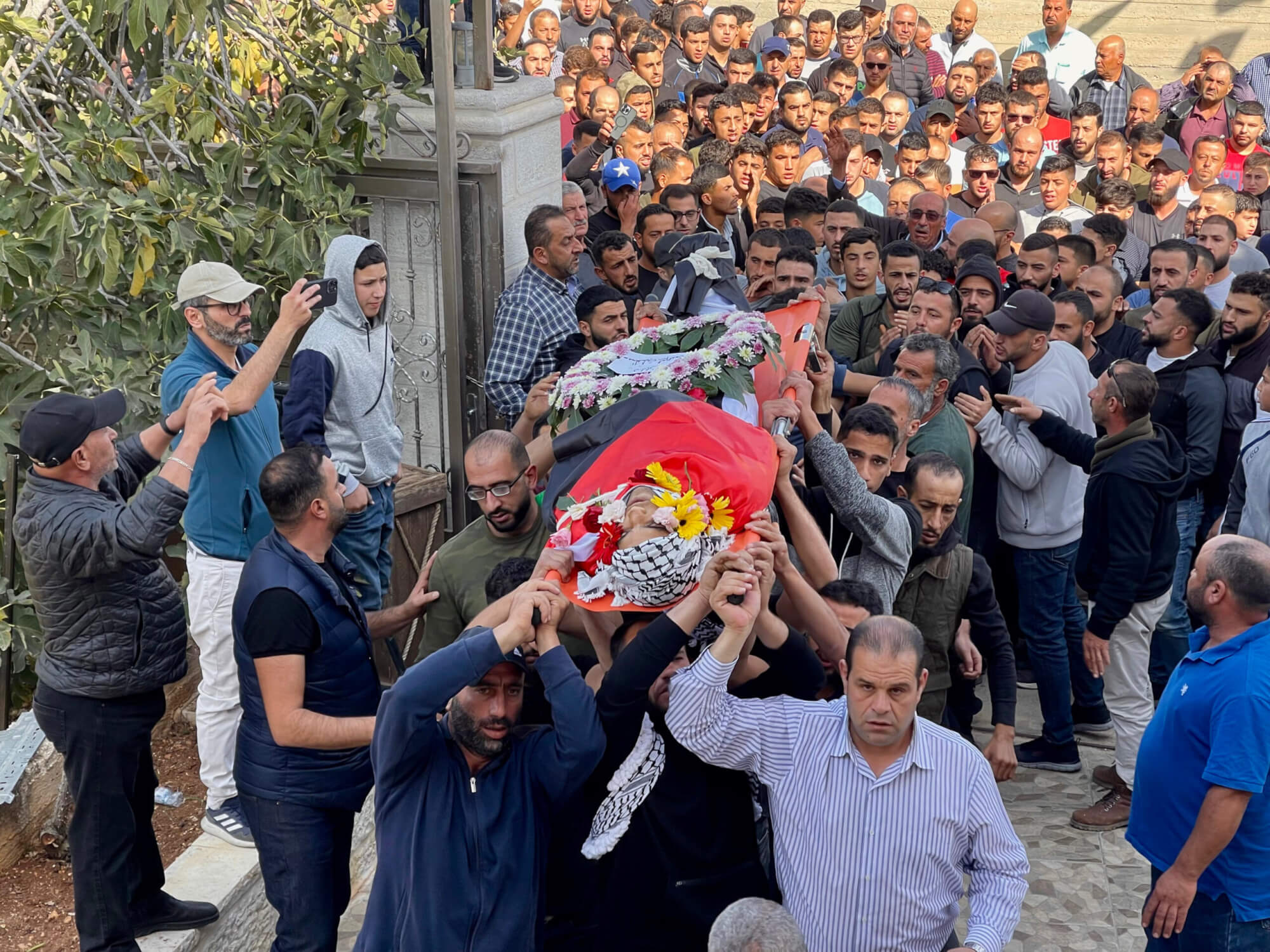 Israeli army kills 18-year-old in the town of Sinjil - Vimarsana News