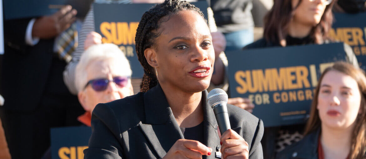 Summer Lee campaigns for Congress. (Photo: Mark Dixon)
