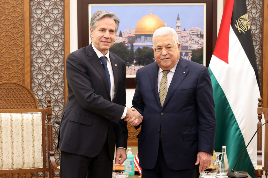 Palestinian President Mahmoud Abbas meets with US Secretary of State Blinken in the West Bank city of Ramallah on January 31, 2023. (Photo: Thaer Ganaim/APA Images)