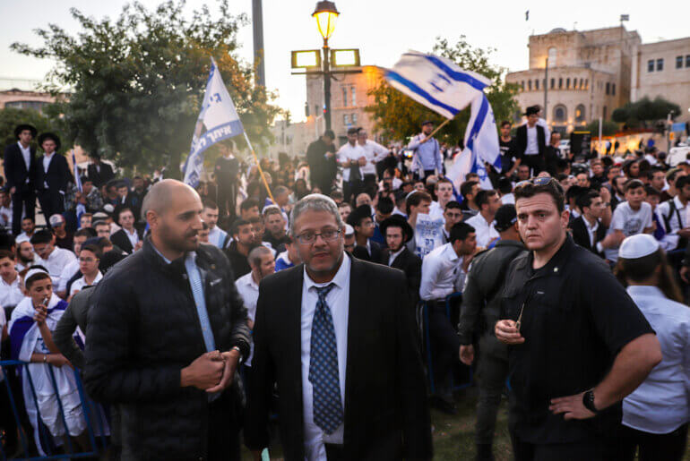 Israeli lawmaker Itamar Ben-Gvir takes part in a march in Jerusalem, on April 20, 2022. (Photo: Jeries Bssier / APA Images)