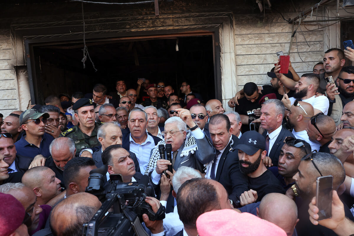 Abu Mazen visit whitewashes PA role in Jenin slaughter, but Palestinians remain wary - Vimarsana News
