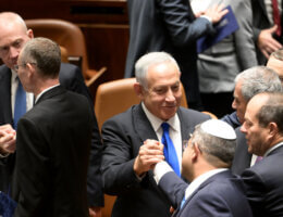 Benjamin Netanyahu shakes hands with Itamar Ben-Gvir during the swearing in of the 37th government of Israel under the authority of Prime Minister Benjamin Netanyahu.