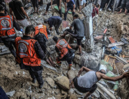 The Palestinian Civil Defence searches for survivors under the rubble after an Israeli strike on a house in Rafah in the southern Gaza Strip, October 24, 2023. (Photo: © Abed Rahim Khatib/dpa via ZUMA Press APA Images)