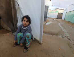 Palestinian families, who migrated to the vicinity of Al-Aqsa Martyrs Hospital due to Israeli attacks, struggle with bad weather conditions at the makeshift tents they set up in Deir al-Balah, November 27, 2023. (Photo: Omar Ashtawy/APA Images)