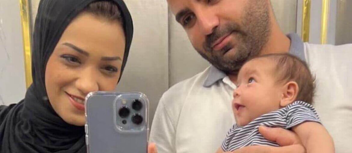 Maram (left) and her husband and daughter Yumna (right)