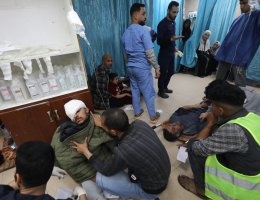 Doctors triage injured Palestinians, including children, in Al-Aqsa Martyrs Hospital in Deir El-Balah following an Israeli attack, on March 21, 2024. (Photo: Ali Hamad /APA Images)