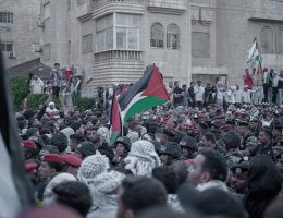 Daily demonstrations in front of the Israeli embassy in Jordan protesting the Gaza genocide. (Photo: Bayan Abu Ta'ema)