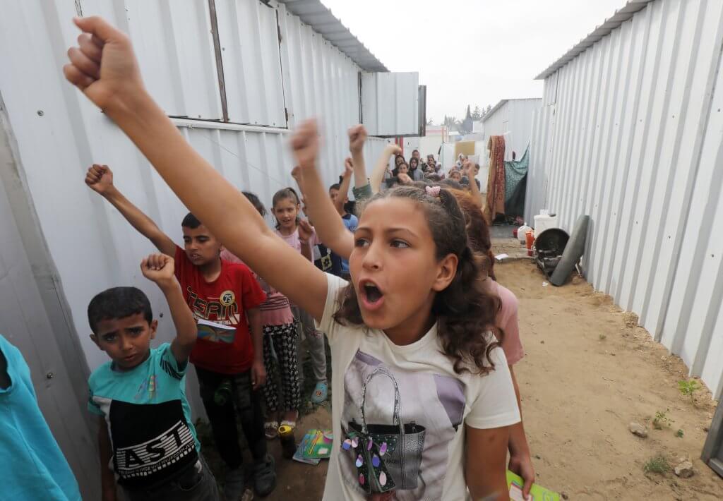 Educational lessons for students in a camp for the displaced in Deir al-Balah, the central Gaza Strip, April 28, 2024. (Photo: Naaman Omar/APA Images)