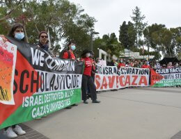 Over 1,000 CSULB students, faculty, and staff rallied for Palestine on May 2, 2024. (Photo: Ben Huff)