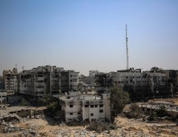 The remains of al-Shifa Hospital complex following a two-week siege of the compound by the Israeli army, Gaza City, April 2, 2024. (Photo: © Omar Ishaq/dpa via ZUMA Press ]/APA Images)