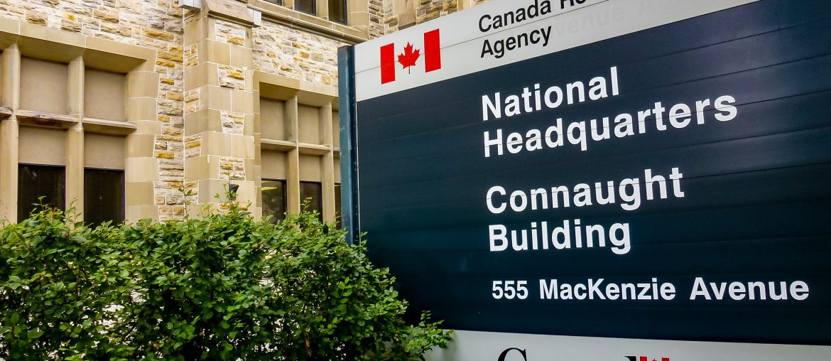 Canada Revenue Agency (CRA) national headquarters in Ottawa. (Photo: Obert Madondo/Flickr)