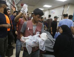 Palestinians injured in an Israeli airstrike in Bureij refugee camp brought to al-Aqsa Martyrs Hospital for treatment in Deir al-Balah, central Gaza, October 2, 2024. (Photo: Omar Ashtawy/APA Images)