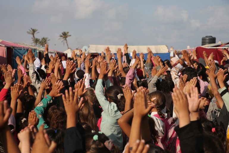 Palestinian children attend classes at tent school in Rafah, April 30, 2024. (Photo: Ahmed Ibrahim/APA Images)