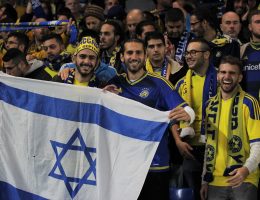 Travelling Maccabi Tel-Aviv fans before the Champions League game against Chelsea, on September 16, 2015. (Photo: joshjdss/Flickr)